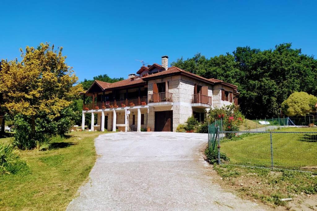 Espectacular Casa Con Piscina En Allariz Buitenkant foto